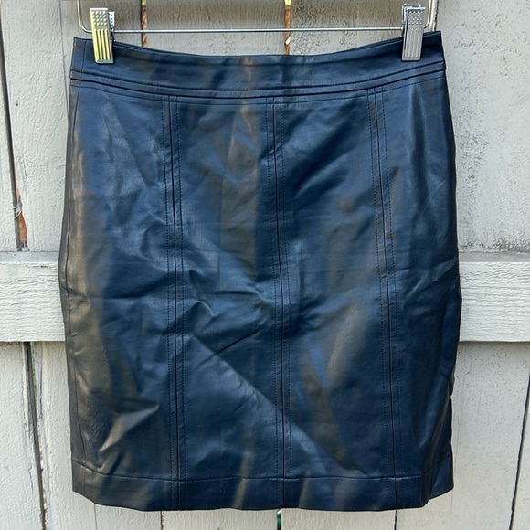 Marine Layer Vegan Leather Mini Skirt Size Small Rock and Roll Hollywood Vibes - Picture 1 of 5